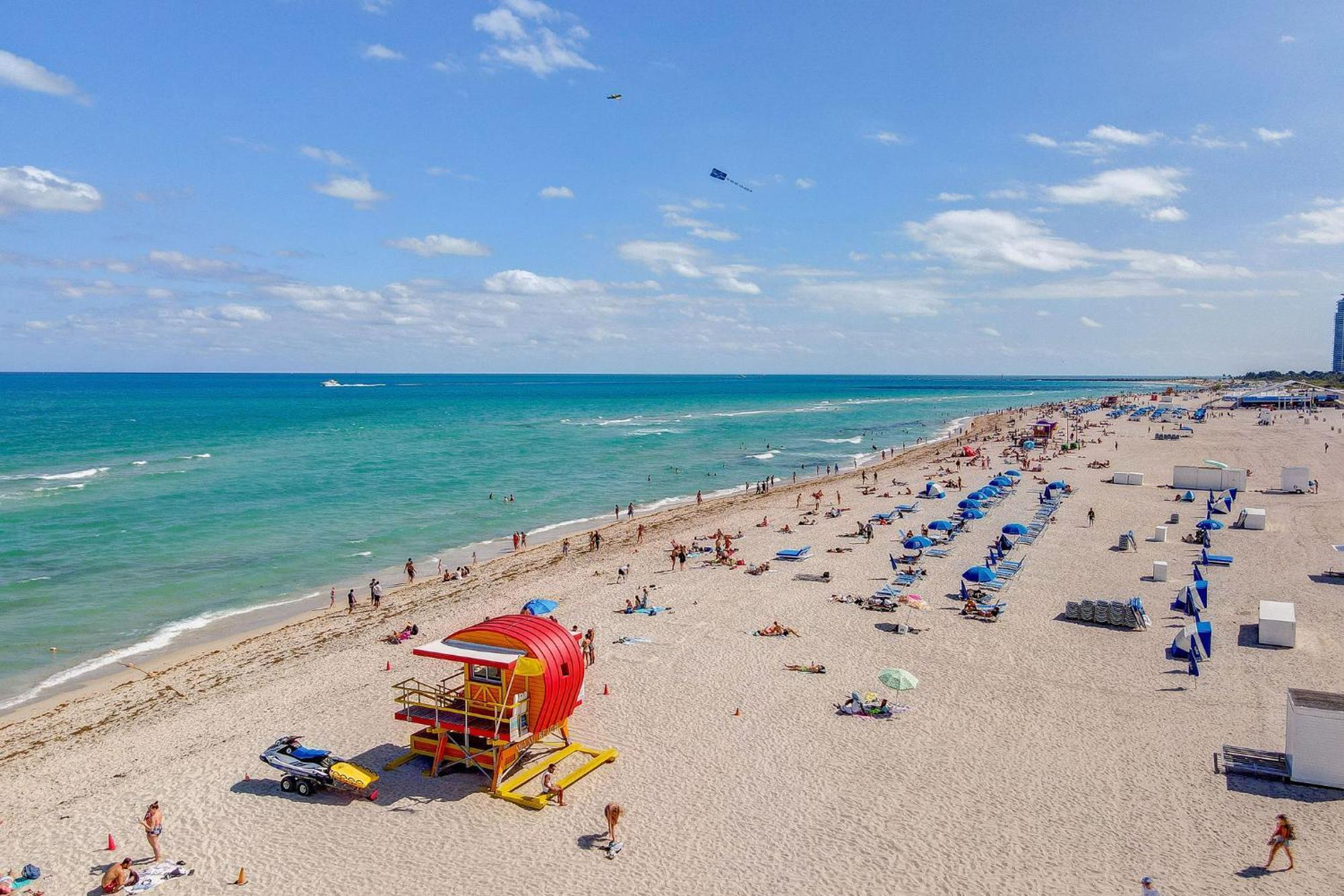 Chic Large Studio Apt Near Ocean Drive South Beach マイアミビーチ エクステリア 写真
